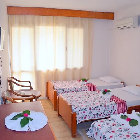 Dilek 酒店 Menderes